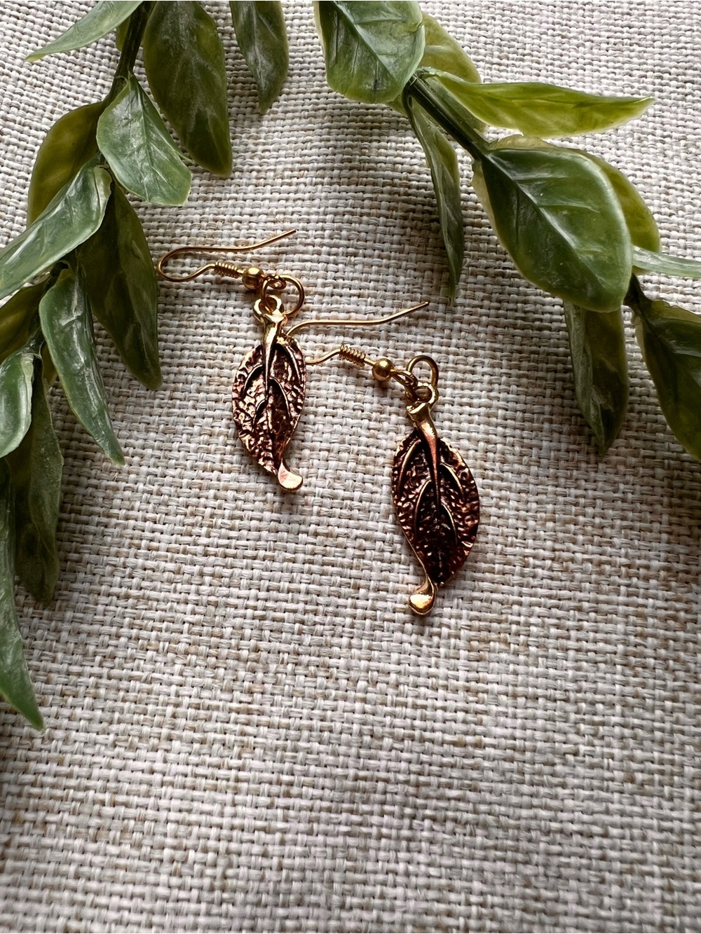 Antique-Copper-Toned Boho Flutter Leaf Dangly Earrings